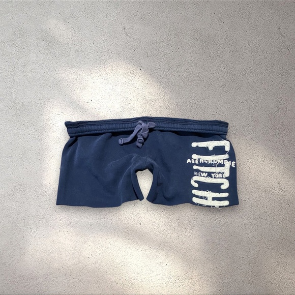 Abercrombie & Fitch Navy Blue Mini Shorts - Picture 1 of 7